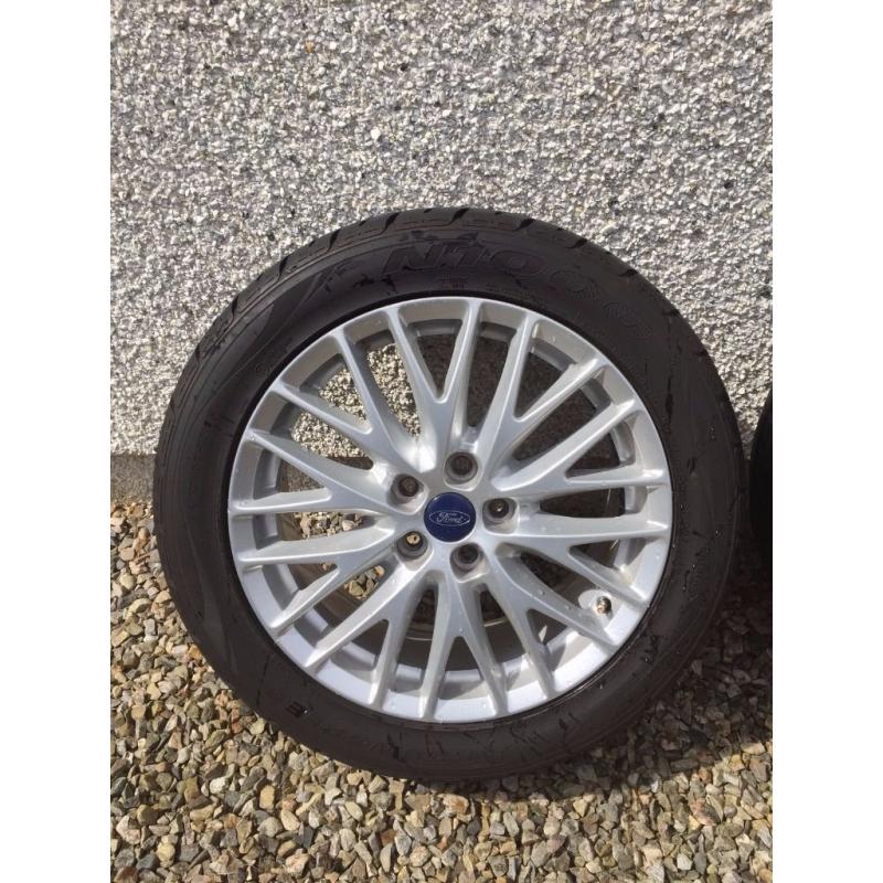 Ford Focus Zetec S Alloy Wheels & Tyres