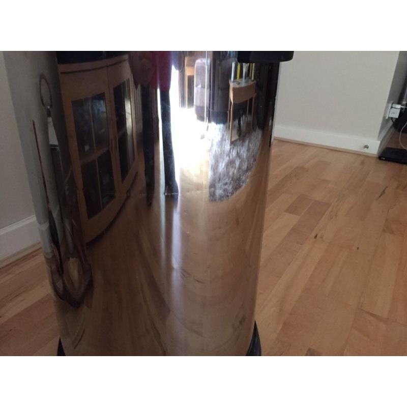 Britania 40-50L Stainless steel bin