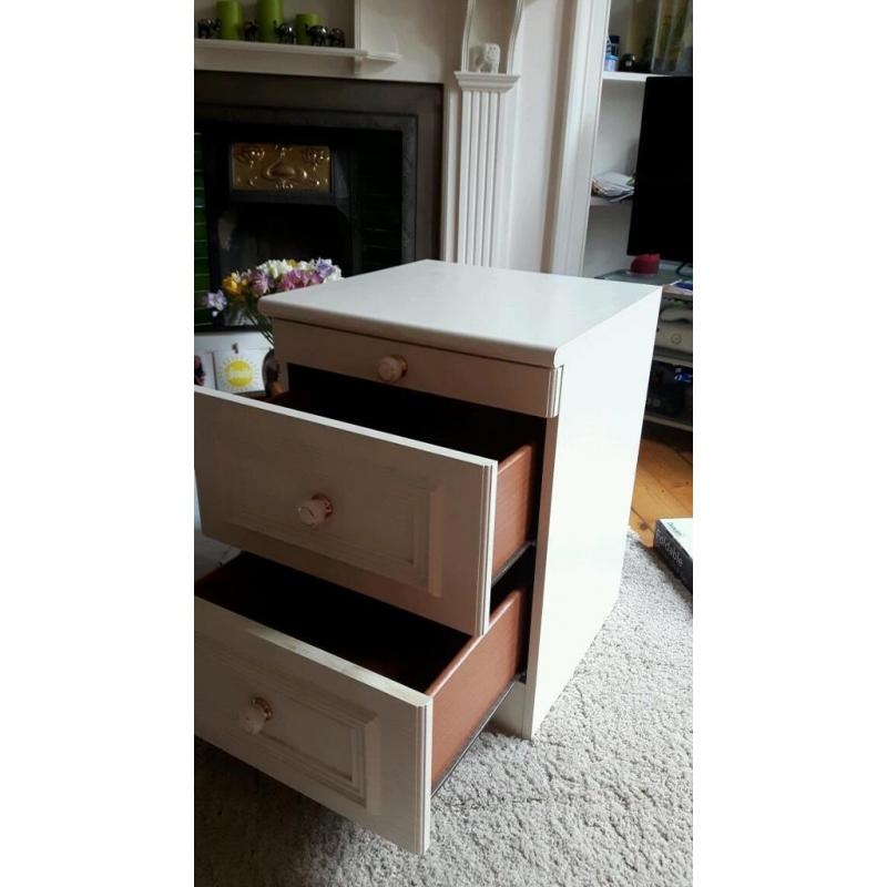 Bedside table