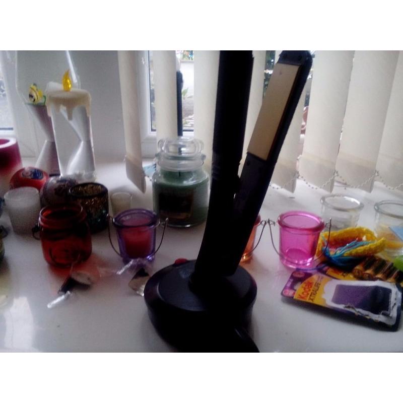 Hair straighteners