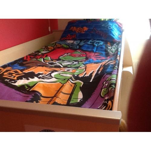 Ninja Turtle reversible single duvet cover,pillow case & matching curtains