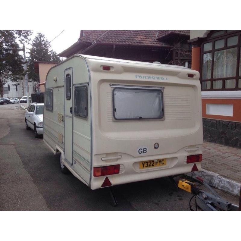 I l@@king for a caravan after 1999 for spare or repairs