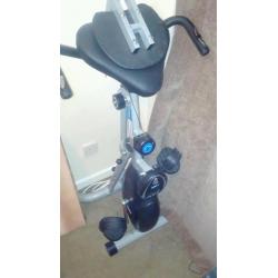 Pro recumbent exercise bike
