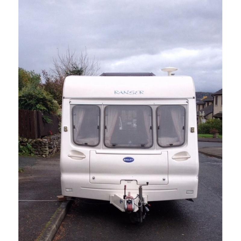 BAILEY RANGER 460-2 with FULL AWNING & MOVER