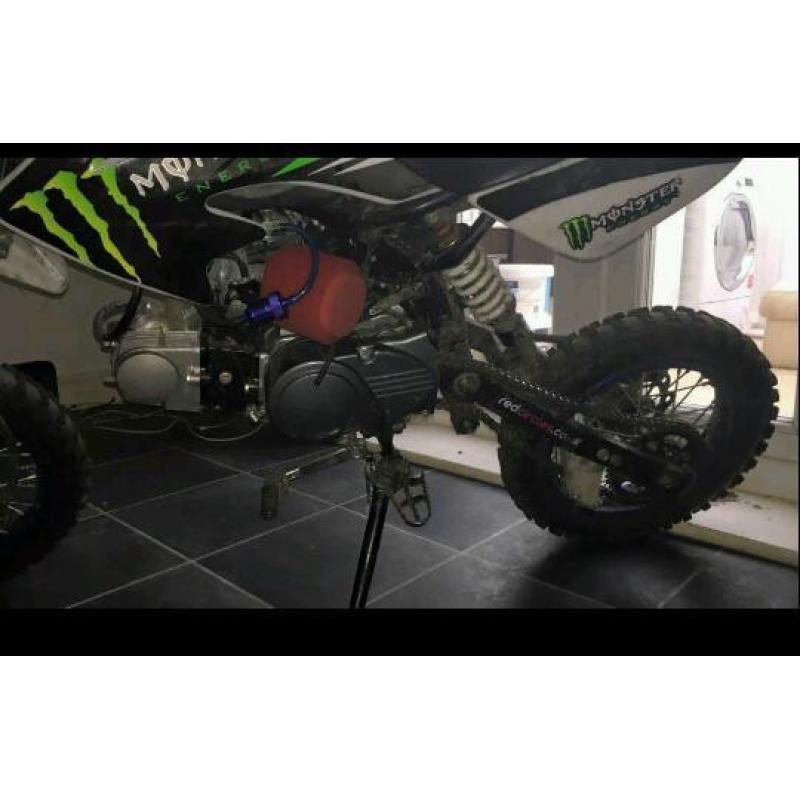 Stomp pit bike (110cc lifan engine) Fully working