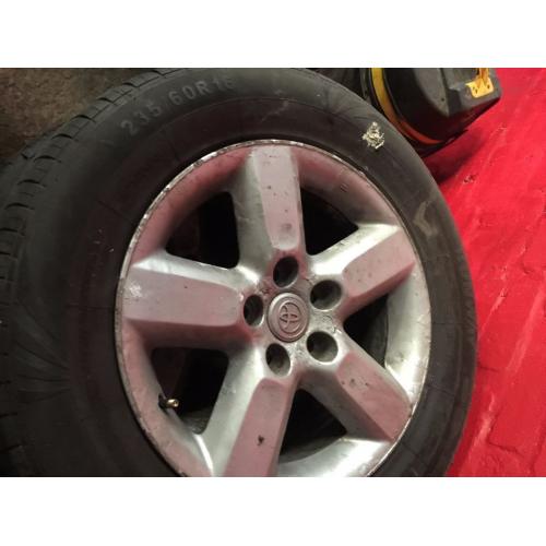 TOYOTA LAND CRUSIER 235/60/16 ALLOYS ONLY