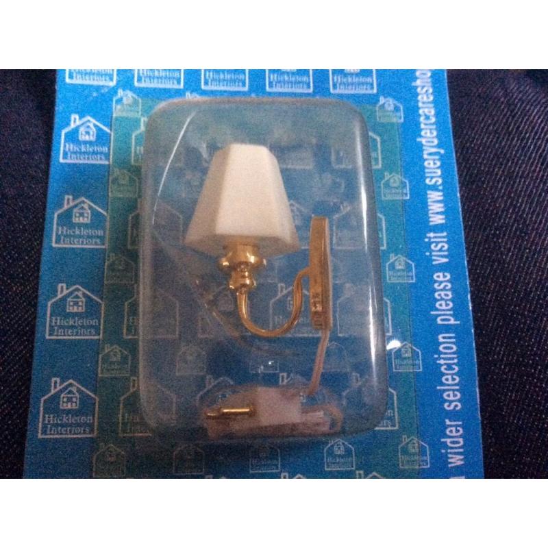 Lighting system for dolls' house