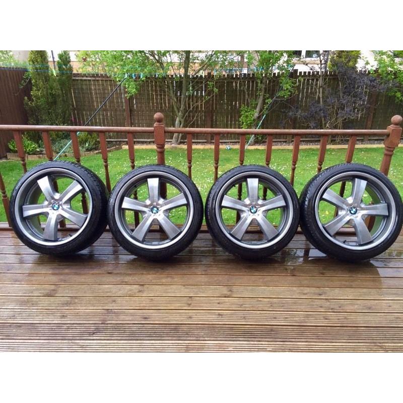 BMW X5, Range Rover Fitment 22" Alloy Wheels