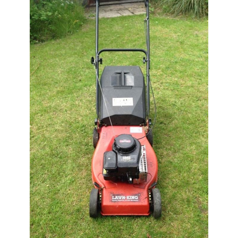 Lawn King 4 Stroke Petrol Lawnmower With Collection Box