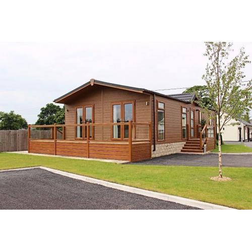 LUXURY LODGE FOR SALE ON 5* NORTH WALES PARK (STATIC CARAVANS)- LAKESIDE & SNOWDONIA VIEWS
