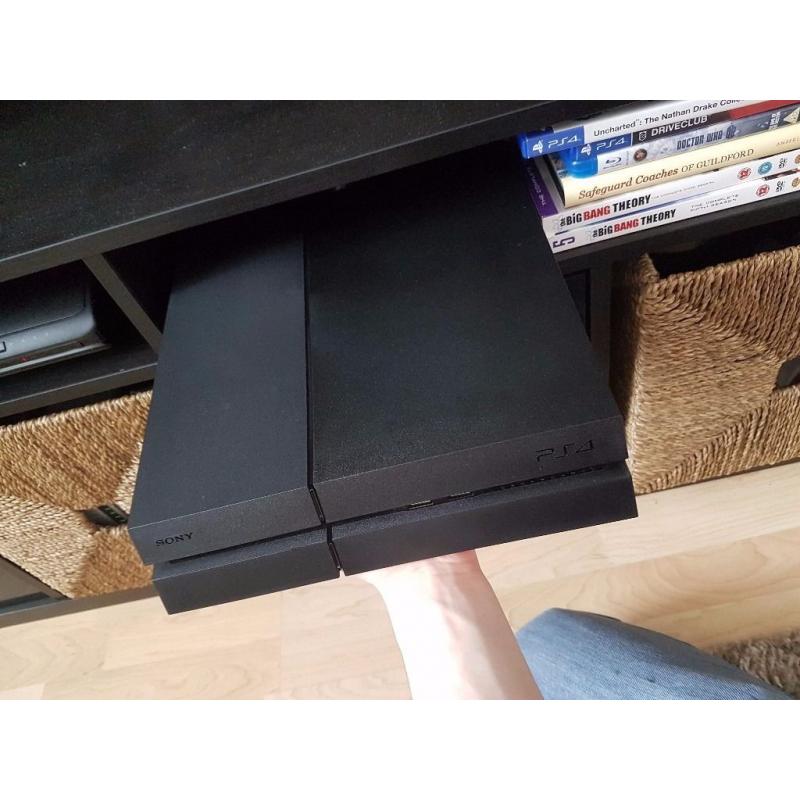 Playstation 4 - Practically new