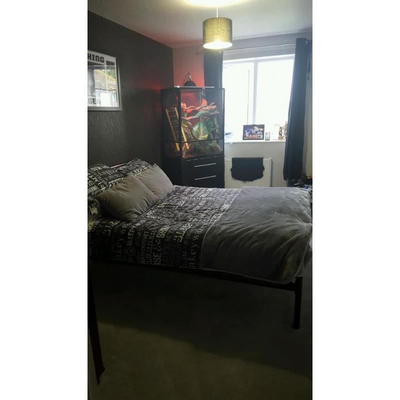 2 bed flat canvey island