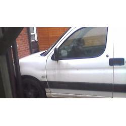 citreon berlingo doors v good cond white 50.00 each