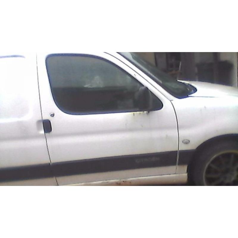 citreon berlingo doors v good cond white 50.00 each
