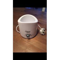 Tommee tippee bottle warmer and advent microwave steriliser.