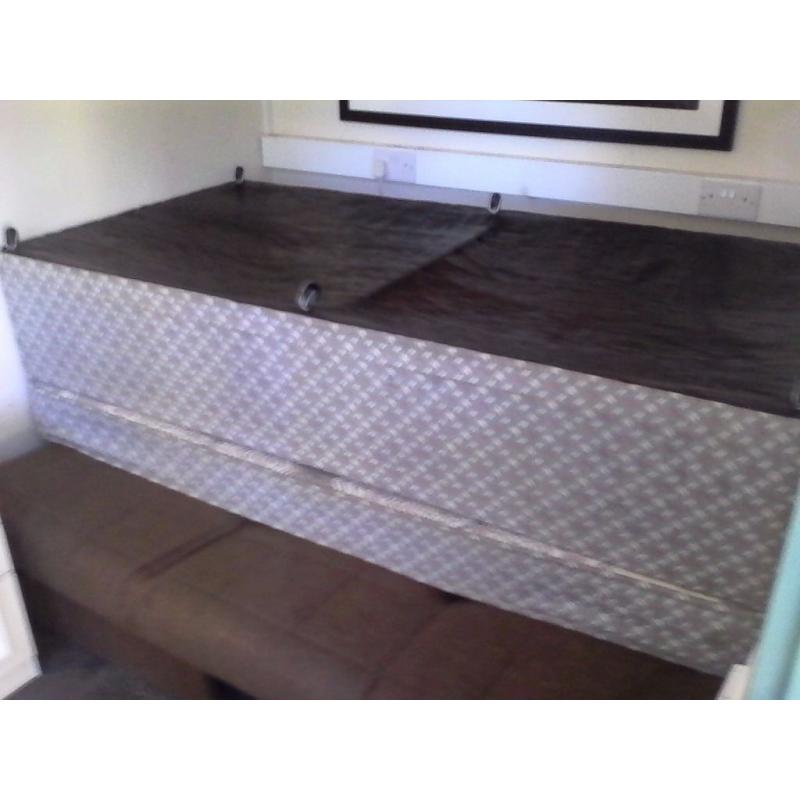 Single divan bed with mattress