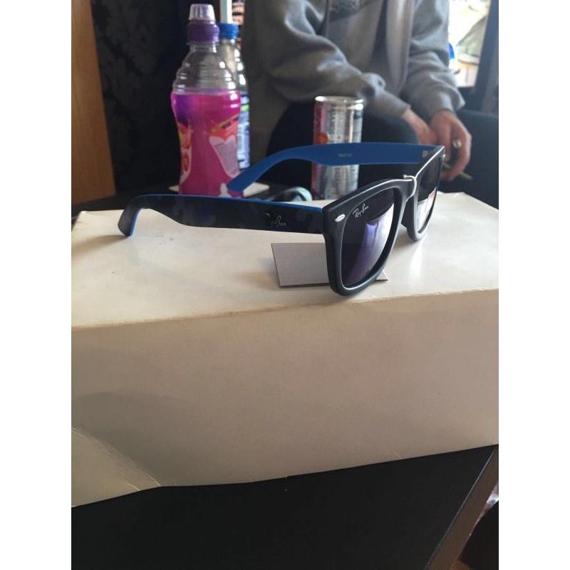 Ray ban