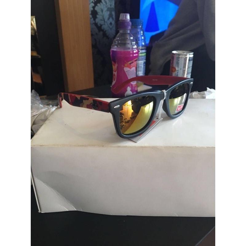 Ray ban