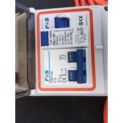 camping electric hookup 3 plug RCD protected 20m Cable approx