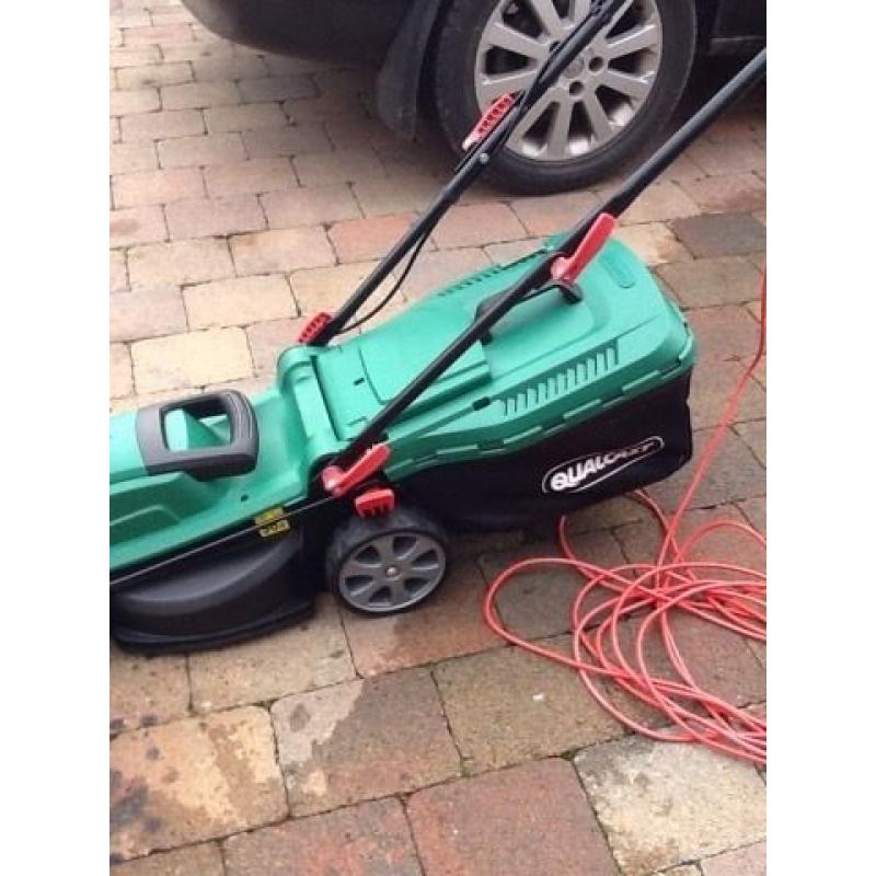 Qualcast rotary corded 1400 w lawnmower