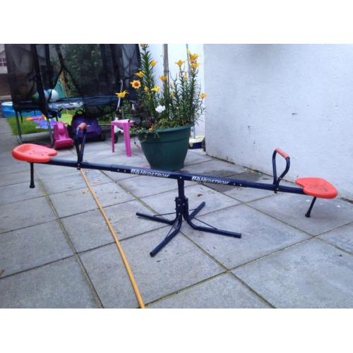 Kids see saw