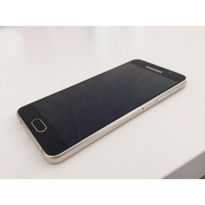 Samsung Galaxy A3 2016 - Gold - Unlocked - Good Condition