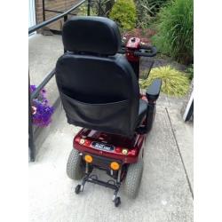 ROAD KING 8 MPH HEAVY DUTY MOBILITY SCOOTER GREAT CONDITION