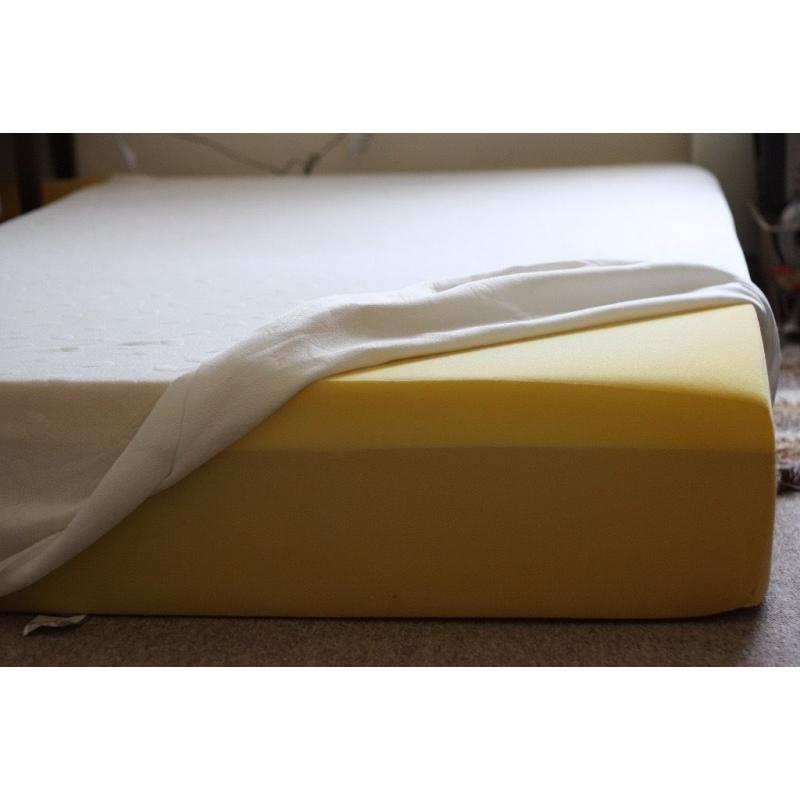 Very comfy 4ft memory foam mattress with topper and cover