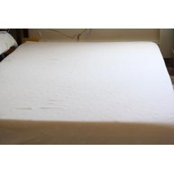 Very comfy 4ft memory foam mattress with topper and cover