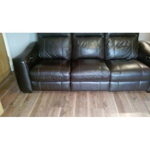 LARGE ELECTRICAL RECLINERS ONE HAS CHAISE NO OFFERS