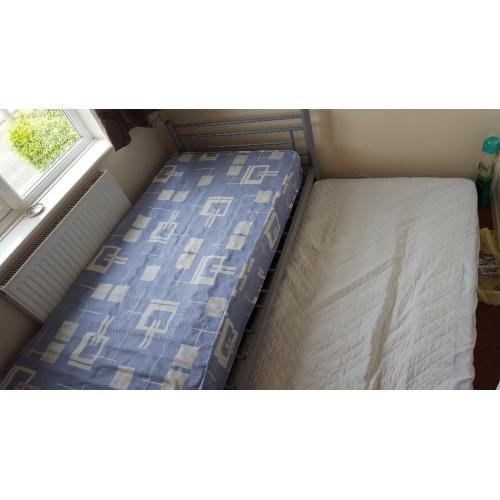 Single Metal Frame Bed with slide out guest mattress