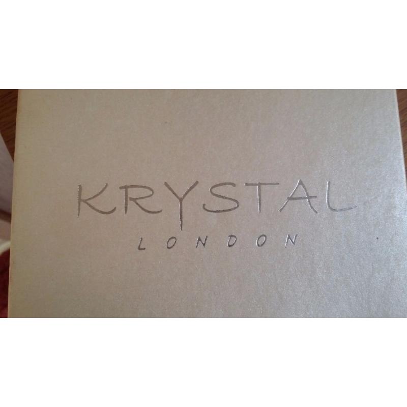 Krystal London swaroski elements hand made necklace