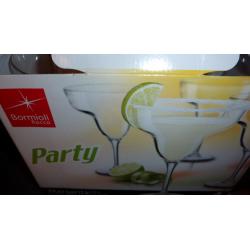 BORMIOLI Set of 4 MARGUERITA Cocktail Glasses NEW IN BOX, Gorgeous Italian Glass, Fun, Modern FAB!!