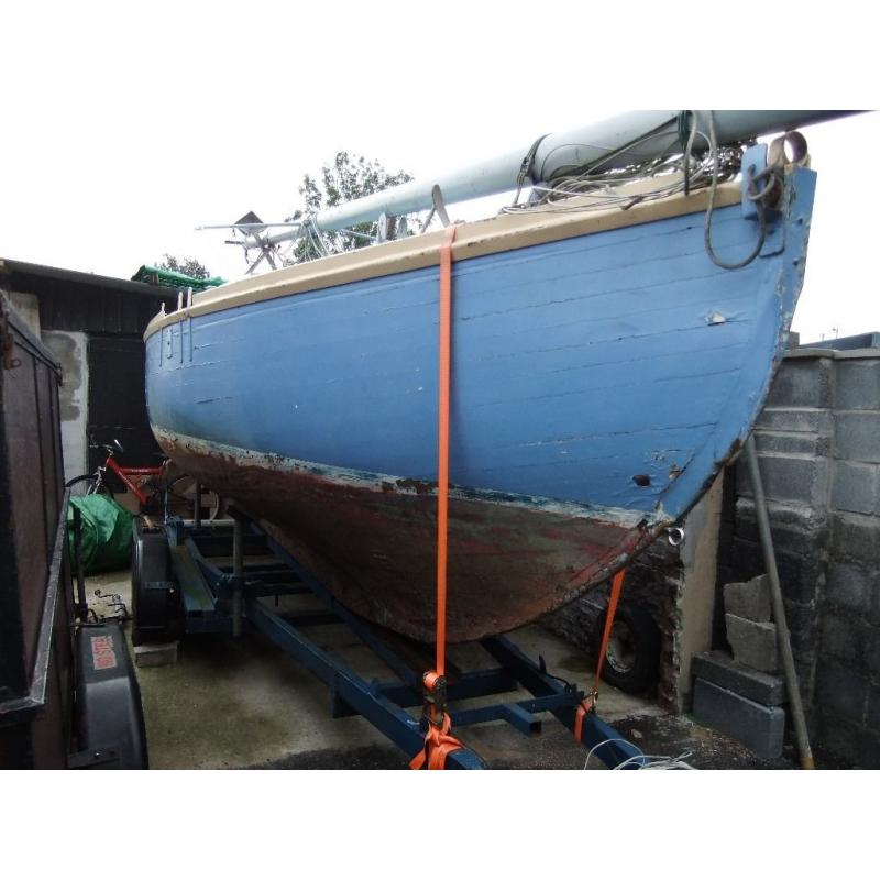 classic sailing boat debben 4 tonner