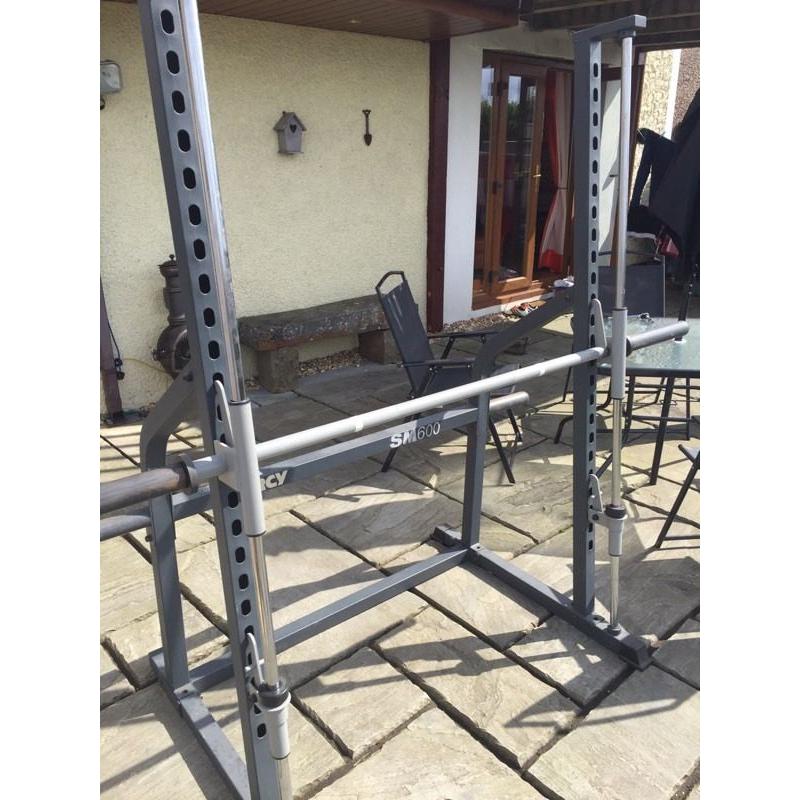 Smith machine. MARCY 600