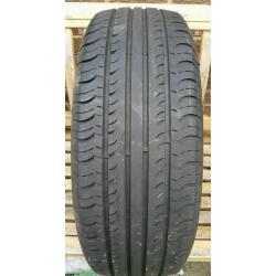 Hancook Optima 185/60 R15 84T tyre.