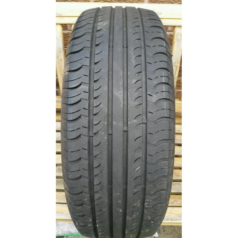 Hancook Optima 185/60 R15 84T tyre.