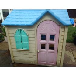Little Tikes garden play house