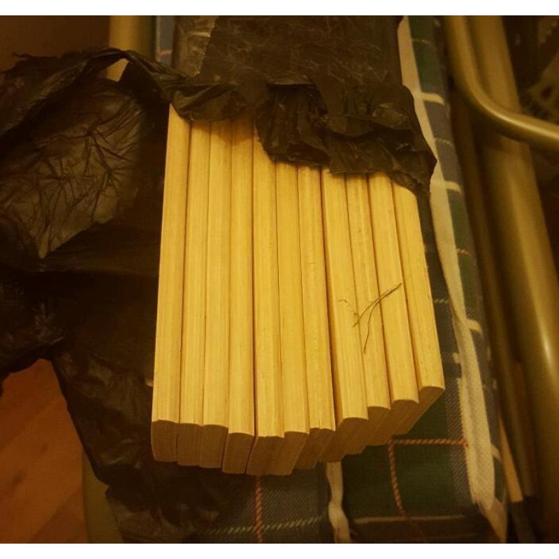 Single foldable camp bed
