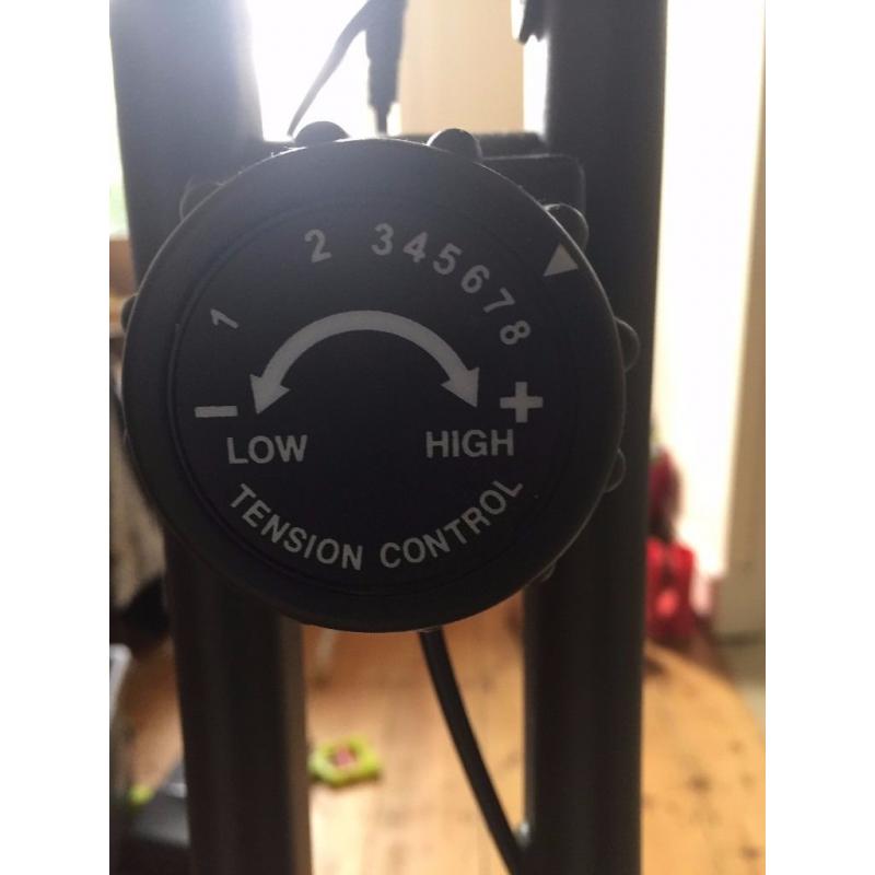 Folding Magnetic Exercise Bike - Everlast EV410