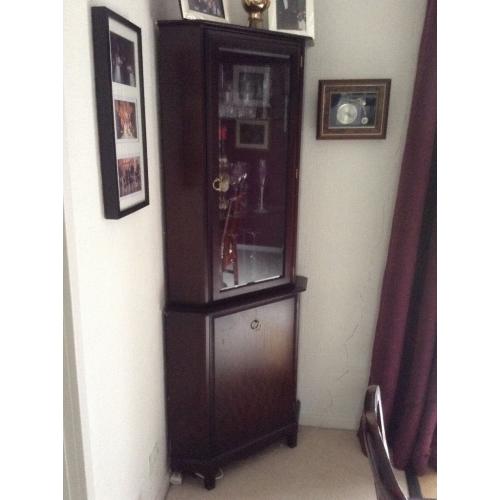 Stag minstrel dining set