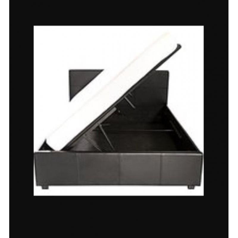 Black side lifted double bed