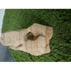 Decorative rock for aquariums