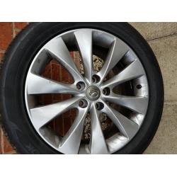 Vauxhall astra alloy wheels 18"