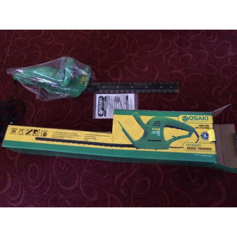 Hedge Trimmer - Brand New - Osaki HT600 600W 2100rpm 51cm cutter blade