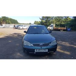 FORD MONDEO GHIA. FULL SERVICE HISTORY 1.8 LITRE MANUAL 2002