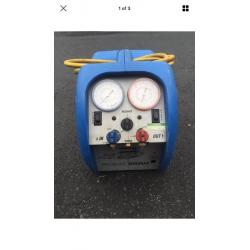 Pro mini max reclaim unit 240v air conditioning refrigeration R410a