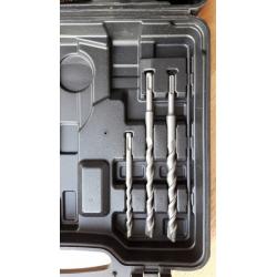 SDS 1500W Rotary Hammer Drill drill bits and chisels included. (New condition)