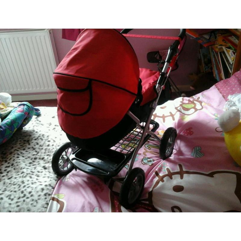 Toy pram and highchair