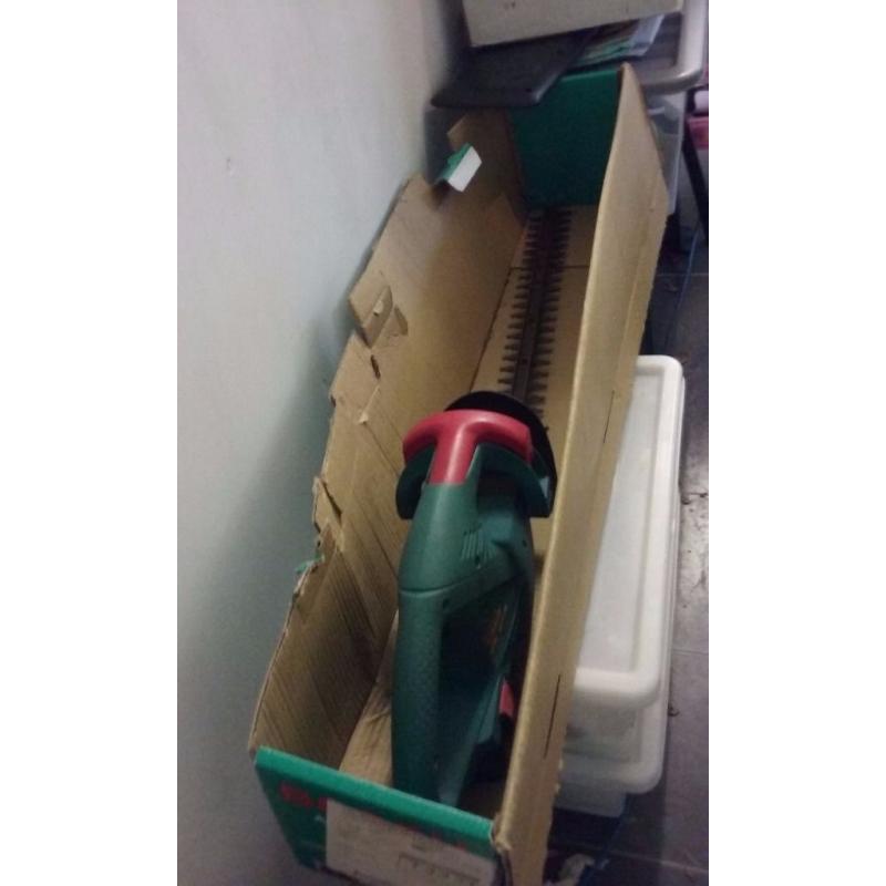 Bosh Re-Charchable hedge cutter